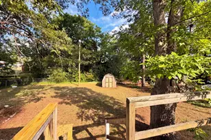 807 Beverly Dr, Raleigh, NC 27610 - Photo 14