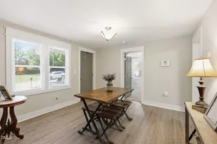 607 E Holmes St, Benson, NC 27504 - Photo 20