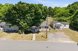 607 E Holmes St, Benson, NC 27504 - Photo 8