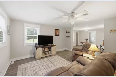 607 E Holmes Street, Benson, NC 27504 - Photo 36