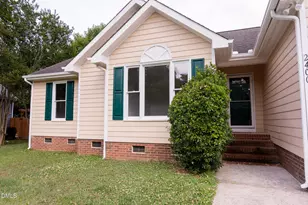 2400 Faucette Ave, Durham, NC 27704 - Photo 4