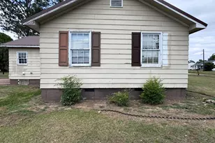 803 Antioch Church Rd, Dunn, NC 28334 - Photo 4