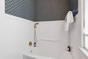 127 Forest Rd, Raleigh, NC 27605 - Photo 36