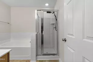 11101 Gwynn Oaks Dr, Raleigh, NC 27614 - Photo 20