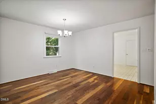 608 Princeton, Raleigh, NC 27609 - Photo 8