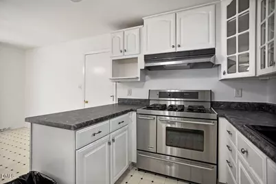 608 Princeton, Raleigh, NC 27609 - Photo 12