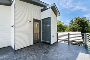 425 Eugene St, Durham, NC 27701 - Photo 22