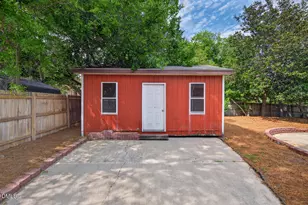 2315 Somers Ave, Burlington, NC 27215 - Photo 28