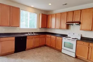 4011 Oatgrass Ln, Raleigh, NC 27604 - Photo 6