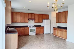 4011 Oatgrass Ln, Raleigh, NC 27604 - Photo 10