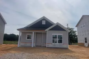 251 Courtside Dr, Dunn, NC 28334 - Photo 2