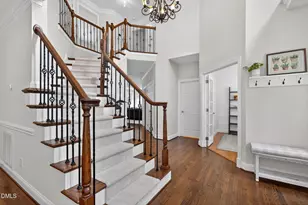 106 Aberson Ct, Cary, NC 27519 - Photo 4
