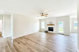 23 Huckleberry Bush Ln, Princeton, NC 27569 - Photo 4