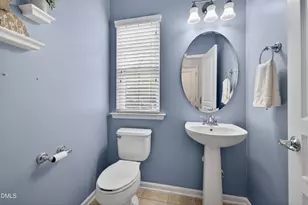 8718 Macedonia Lake Dr, Cary, NC 27518 - Photo 24