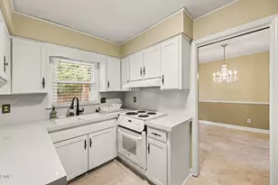 5000 Cedarwood Dr, Raleigh, NC 27609 - Photo 36