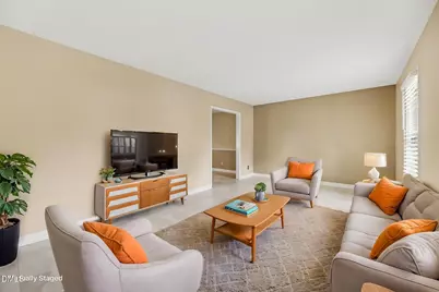 5000 Cedarwood Drive, Raleigh, NC 27609 - Photo 4