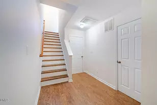 128 Dove Cottage Ln, Cary, NC 27519 - Photo 4