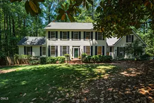 2 Foxridge Rd, Chapel Hill, NC 27514 - Photo 2