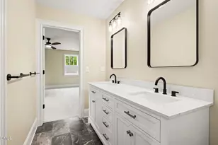 420 W Corbin St, Hillsborough, NC 27278 - Photo 30