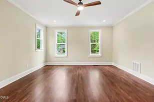 420 W Corbin St, Hillsborough, NC 27278 - Photo 18