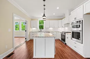 420 W Corbin St, Hillsborough, NC 27278 - Photo 12