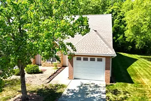 2510 Gordon Glen Ct, Raleigh, NC 27617 - Photo 34