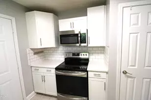 2510 Gordon Glen Ct, Raleigh, NC 27617 - Photo 14