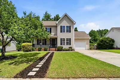 1317 E Academy Street, Fuquay-Varina, NC 27526 - Photo 2