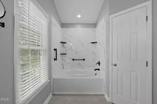 106 Bradshire Ct, Cary, NC 27513 - Photo 22