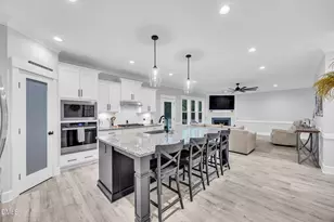 257 Hampshire Ct, Four Oaks, NC 27524 - Photo 8