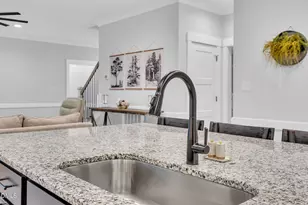 257 Hampshire Ct, Four Oaks, NC 27524 - Photo 16