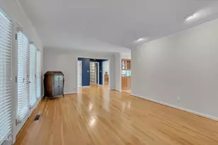 2400 Oxford Rd, Raleigh, NC 27608 - Photo 20