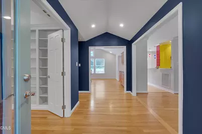 2400 Oxford Road, Raleigh, NC 27608 - Photo 16