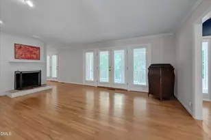 2400 Oxford Rd, Raleigh, NC 27608 - Photo 4