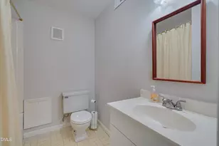 2400 Oxford Rd, Raleigh, NC 27608 - Photo 52