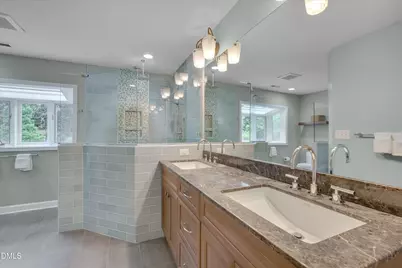 2400 Oxford Road, Raleigh, NC 27608 - Photo 32