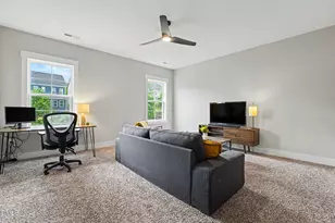 220 Cardinal Ridge Rd, Chapel Hill, NC 27516 - Photo 18