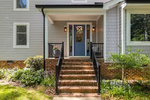 8 Sedgewood Rd, Chapel Hill, NC 27514 - Photo 4
