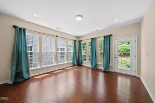 604 Bloomsbury Pl, Cary, NC 27519 - Photo 16