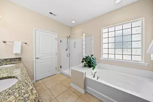 604 Bloomsbury Pl, Cary, NC 27519 - Photo 28