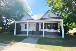 301 S Wilson St, Fremont, NC 27830 - Photo 2