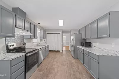 8901 Campfire Trail, Raleigh, NC 27615 - Photo 14