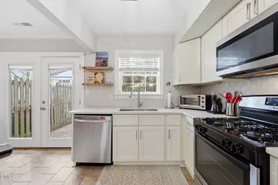 3733 Yorktown Place #3733, Raleigh, NC 27609 - Photo 10