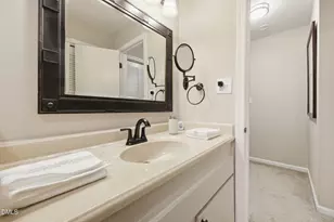 3733 Yorktown Pl, Raleigh, NC 27609 - Photo 20