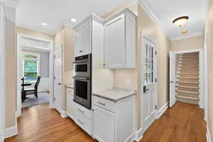 113 Stoneleigh Dr, Cary, NC 27511 - Photo 16