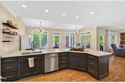 113 Stoneleigh Drive, Cary, NC 27511 - Photo 14