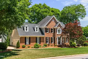 113 Stoneleigh Dr, Cary, NC 27511 - Photo 2