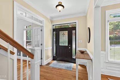 113 Stoneleigh Drive, Cary, NC 27511 - Photo 6