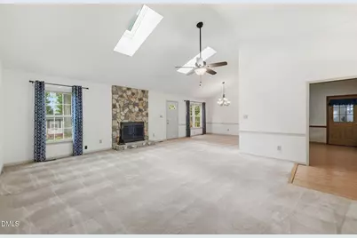538 Rockwood Drive, Graham, NC 27253 - Photo 6