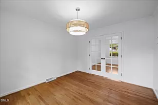 1101 Sudbury Ct, Raleigh, NC 27609 - Photo 10